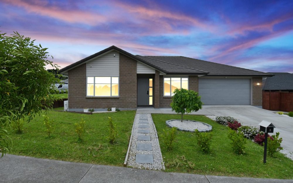 Elegant, Exceptional and Extravagant- Construction