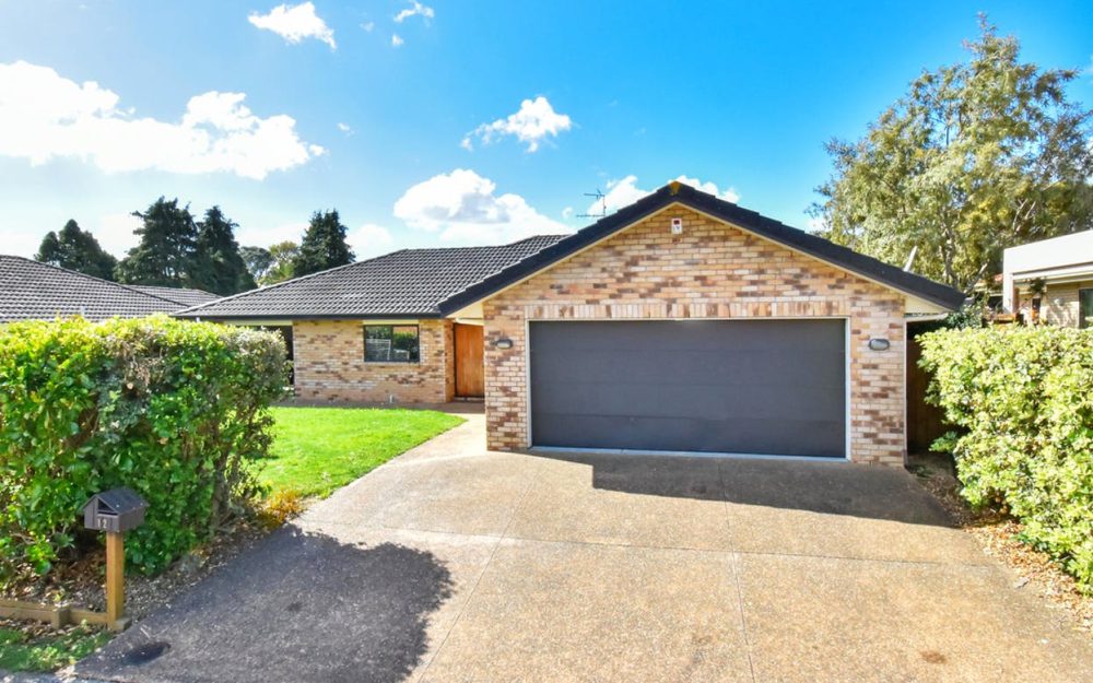 An immaculately presented comfortable family home – a fabulous destination & a peaceful retreat